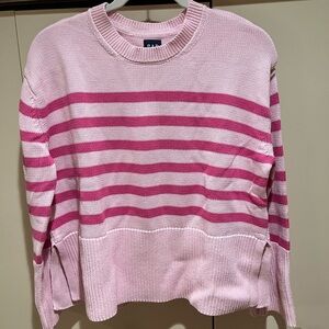GAP Women's Pink and White Striped Crew Neck Sweater